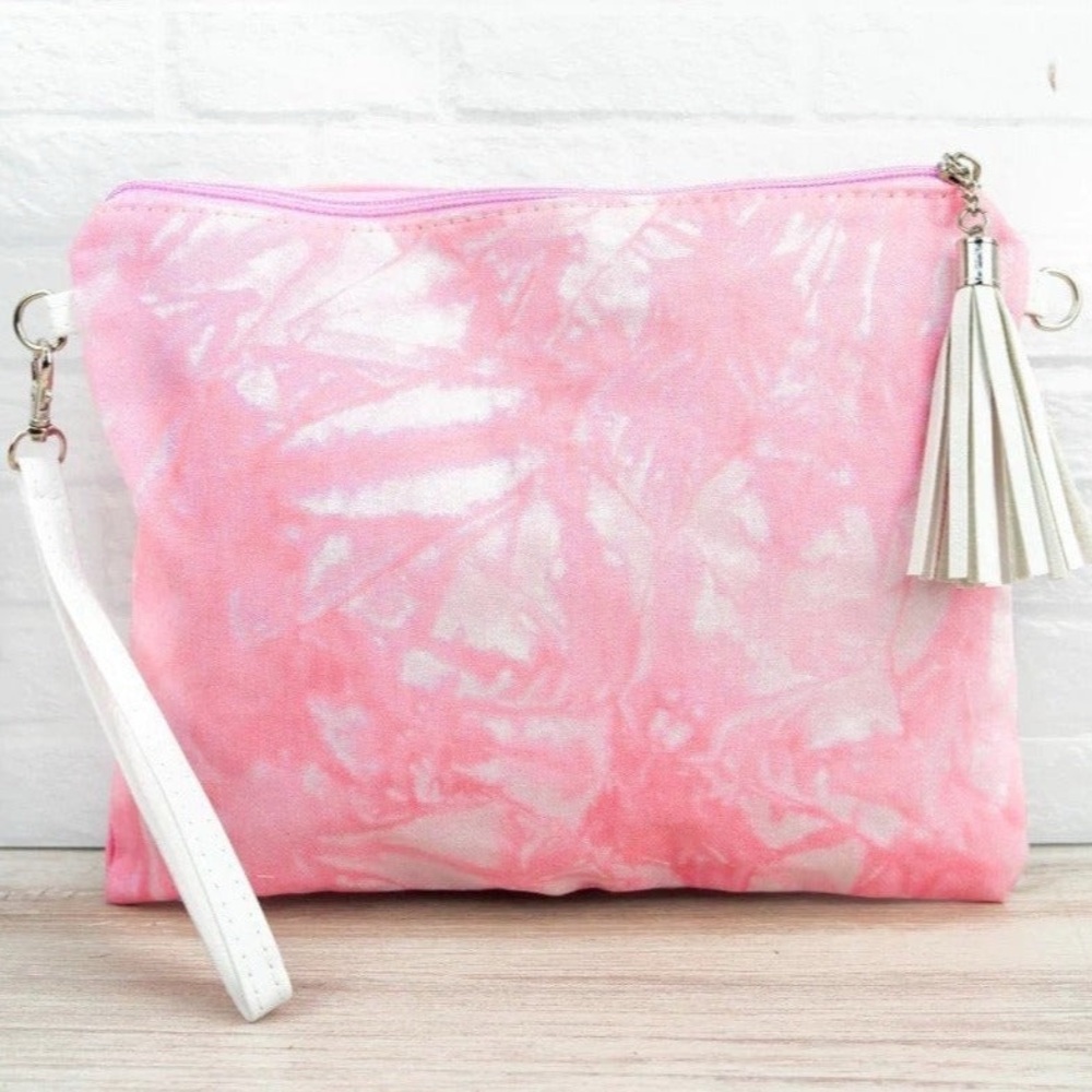 “Pinky Swear”—NWT—Pink Tie-Dye Wristlet/Clutch/Crossbody